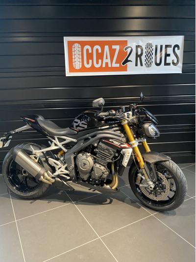 TRIUMPH SPEED TRIPLE 1200 RS