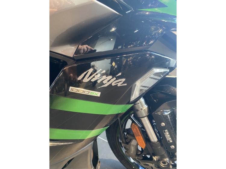 KAWASAKI NINJA 1000 SX