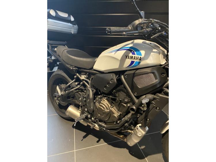 YAMAHA XSR 700 ABS