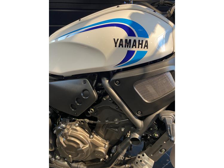 YAMAHA XSR 700 ABS
