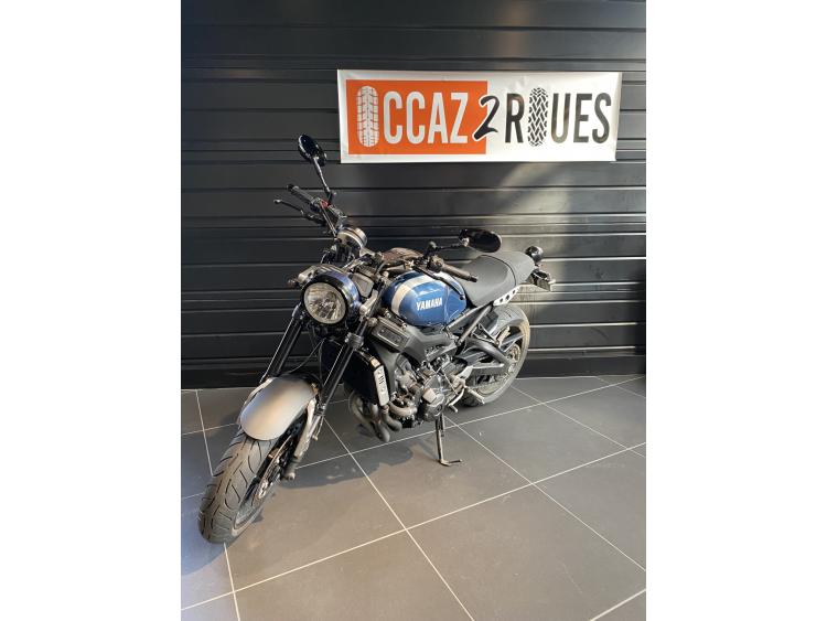 YAMAHA XSR 900